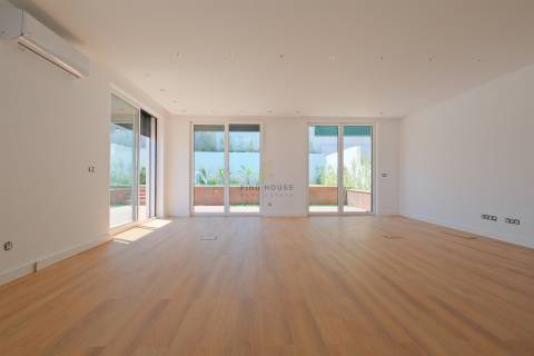 Moradia T3 com piscina em Alcoitão, Alcabideche