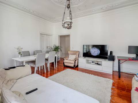 Apartamento T5 no Príncipe Real