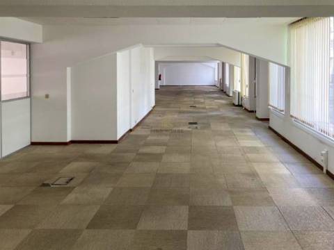 Escritório no Edifício Tridente, Avenidas Novas