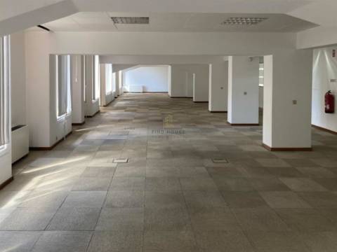 Escritório no Edifício Tridente, Avenidas Novas