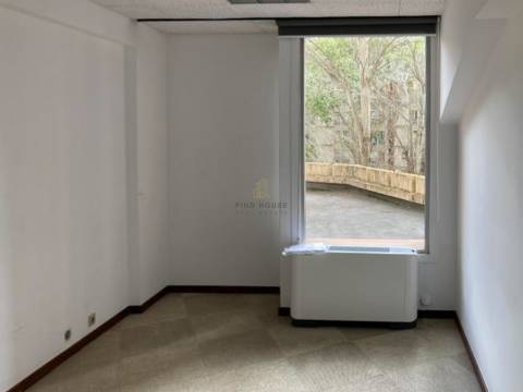 Escritório no Edifício Tridente, Avenidas Novas