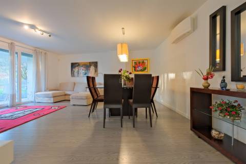 Apartamento T3 com 3 Suites e Garagem Box no Parque dos Poetas, Paço de Arcos