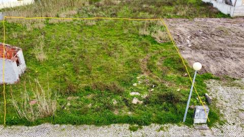 Lote de Terreno 492m² para Moradia – Coto, Caldas da Rainha