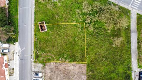 Lote de Terreno 492m² para Moradia – Coto, Caldas da Rainha