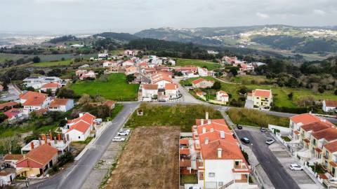 Lote de Terreno 492m² para Moradia – Coto, Caldas da Rainha
