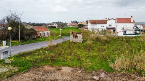 Lote de Terreno 492m² para Moradia – Coto, Caldas da Rainha