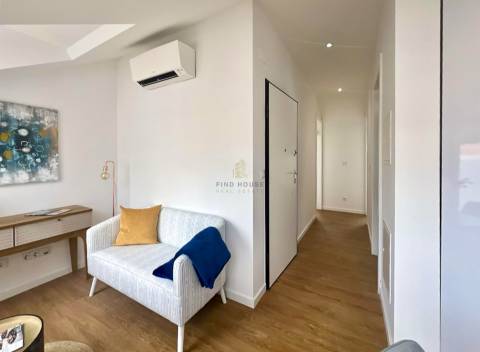 Apartamento T2 totalmente remodelado em São Vicente, Lisboa