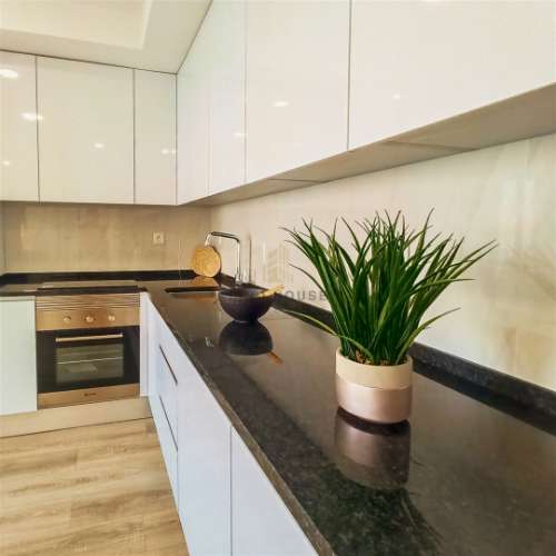 Apartamento T3 totalmente remodelado em Benfica