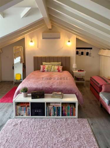 Moradia T4 totalmente remodelada no centro histórico de Viana do Castelo