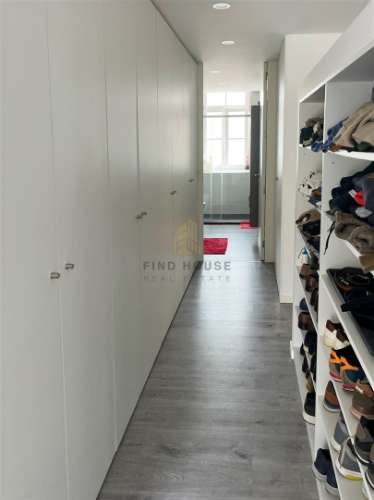 Moradia T4 totalmente remodelada no centro histórico de Viana do Castelo