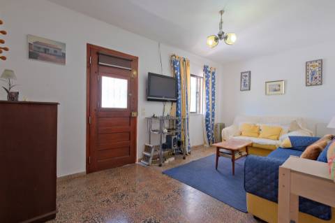 Moradia Térrea T3 com terreno de 8250m2 em Bordeira, Aljezur