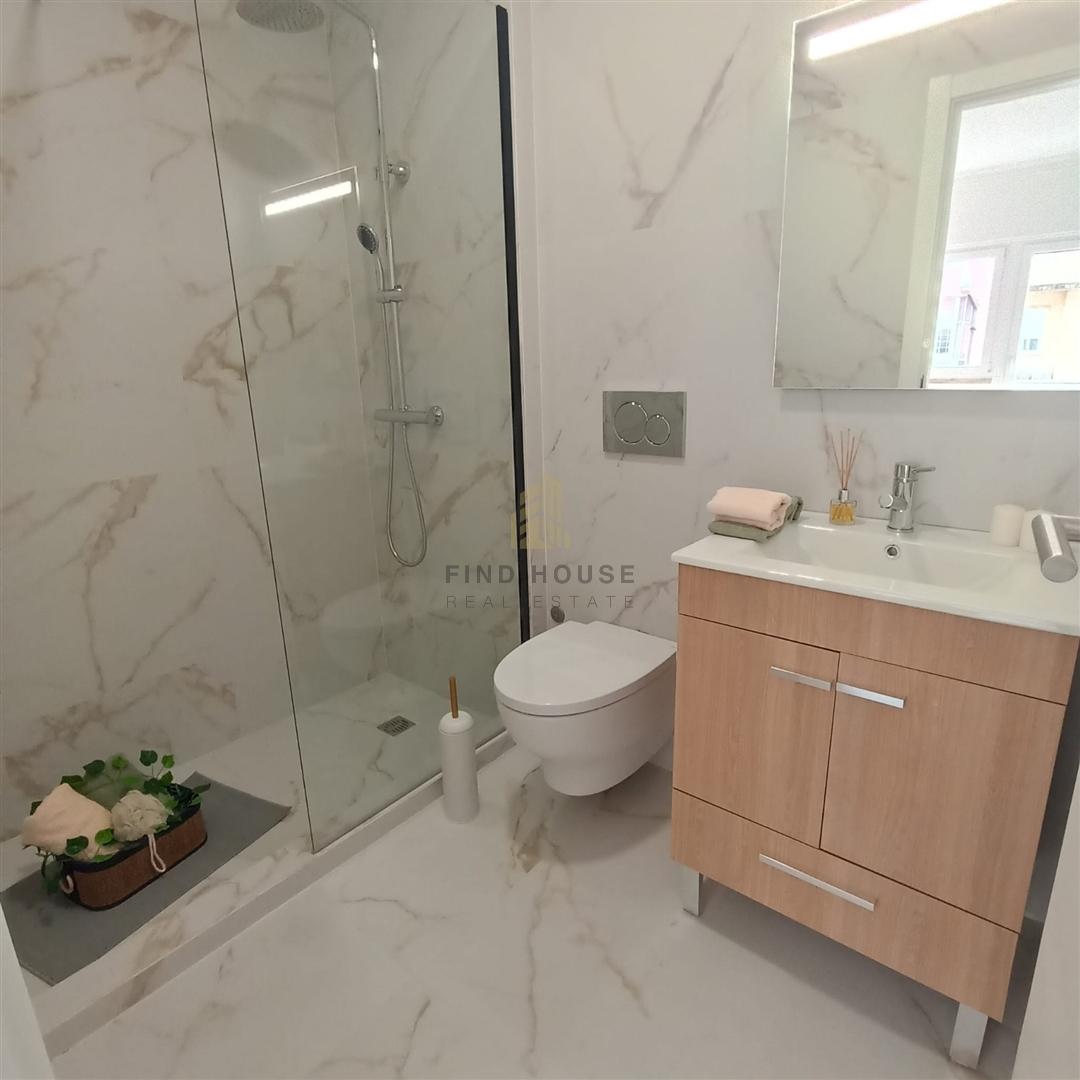 Apartamento T3 totalmente remodelado em Penha de França