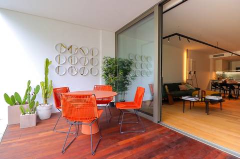 Apartamento T1 com garagem e frente de Rio na Afurada, Vila Nova de Gaia