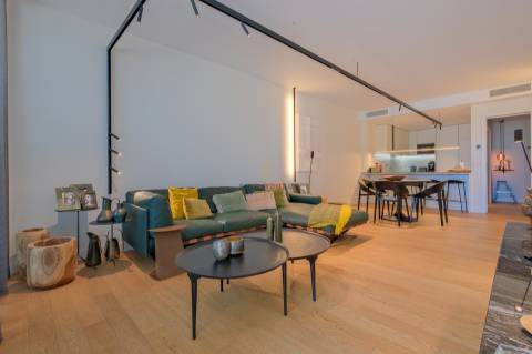 Apartamento T1 com garagem e frente de Rio na Afurada, Vila Nova de Gaia