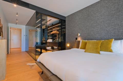 Apartamento T1 com garagem e frente de Rio na Afurada, Vila Nova de Gaia