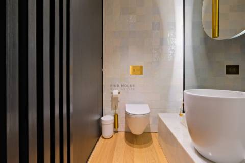 Apartamento T1 com garagem e frente de Rio na Afurada, Vila Nova de Gaia