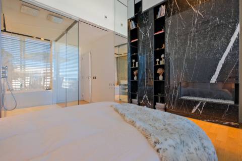 Penthouse T3 com terraço e 3 lugares de garagem na Alameda dos Oceanos, Parque das Nações