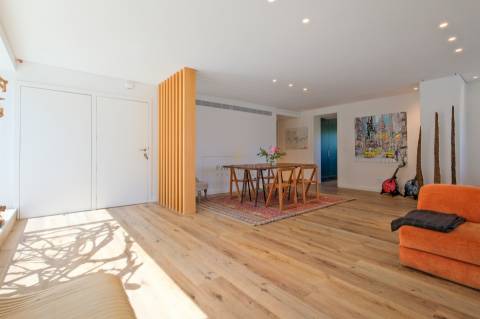 Apartamento T4+1 Triplex com piscina e jardim privativos e vista mar no Monte Estoril