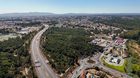 Terreno para Hotel, Retail park ou espaços comerciais do ramo alimentar ou atividades lúdicas.