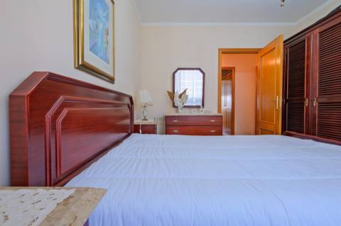 Vende-se Apartamento T2 nos Olivais, Lisboa
