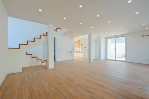 Moradia Idolada T4 com piscina na Abóbada, São Domingos de Rana