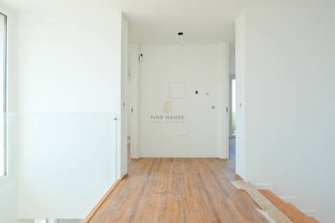 Moradia Idolada T4 com piscina na Abóbada, São Domingos de Rana