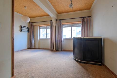 Apartamento T3 Venda em Oeiras e São Julião da Barra, Paço de Arcos e Caxias,Oeiras