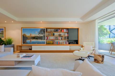 Apartamento T3 em condomínio privado, com terraços e garagem, no Príncipe Real