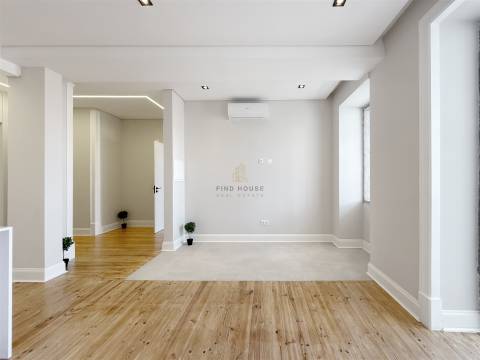 Apartamento T3 com 2 Suites, totalmente remodelado na Av. Almirante Reis, Lisboa