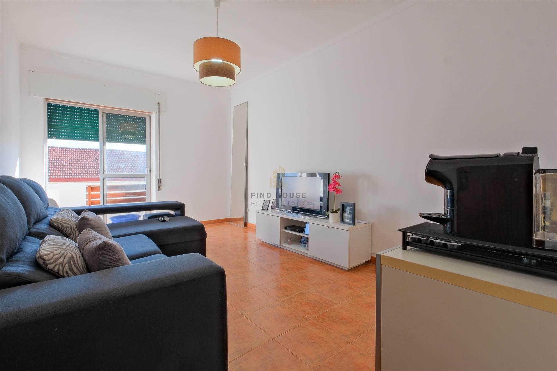 Apartamento T2 no centro da Vila da Baixa da Banheira
