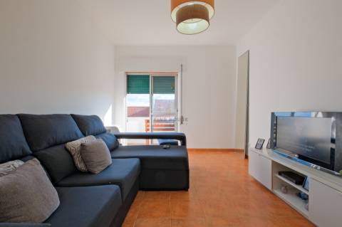 Apartamento T2 no centro da Vila da Baixa da Banheira