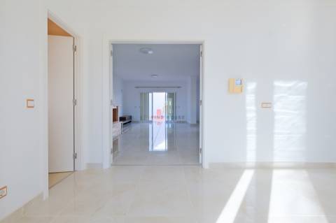 Moradia Independente T4 com garagem box e piscina na Quinta da Cerca, Castro Marim