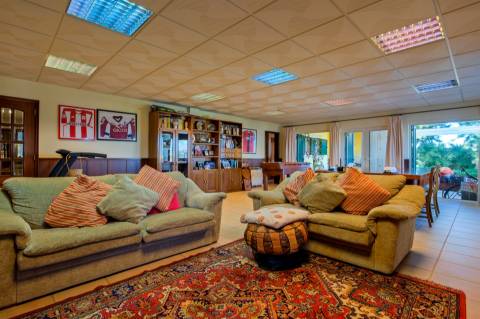 Moradia Isolada T4 com piscina, campo de ténis e logradouro em Cachoeiras, Vila Franca de Xira