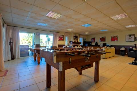 Moradia Isolada T4 com piscina, campo de ténis e logradouro em Cachoeiras, Vila Franca de Xira