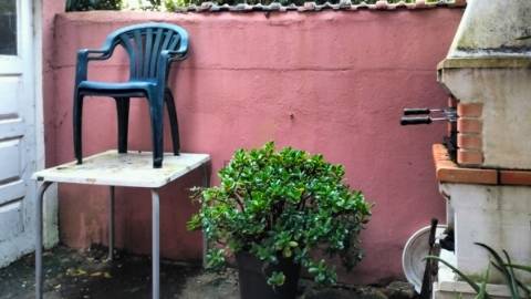 Vende-se Moradia T7 com 2 pisos e logradouro no Cadaval