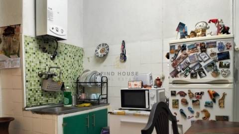 Vende-se Moradia T7 com 2 pisos e logradouro no Cadaval