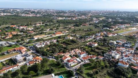Terreno para construção com 1800m2 na Areia, Cascais