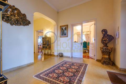 Vende-se Quinta com 13386m2 em São Pedro de Penaferrim, Sintra