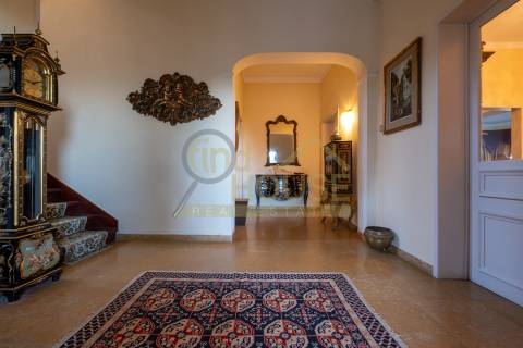 Vende-se Quinta com 13386m2 em São Pedro de Penaferrim, Sintra