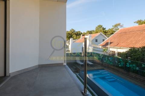 Moradia Isolada V3 com piscina junto à Herdade da Aroeira