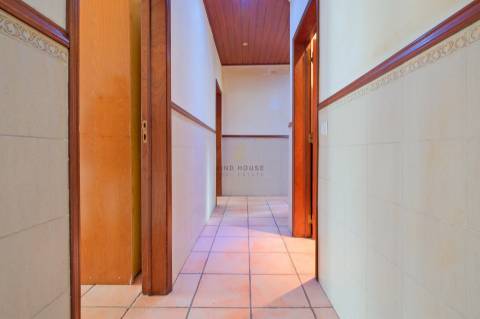 Vende-se Apartamento T3 no centro do Barreiro