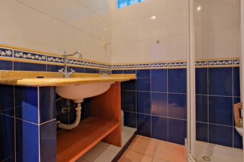 Vende-se Apartamento T3 no centro do Barreiro