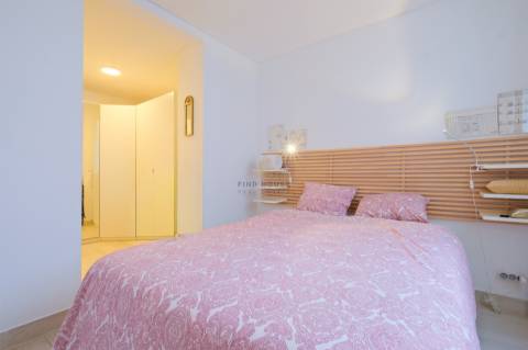 Apartamento T2 com licença para A.L. no centro de Lisboa