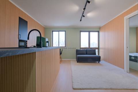 Apartamento T2 totalmente remodelado, em condomínio privado, em Vilamoura