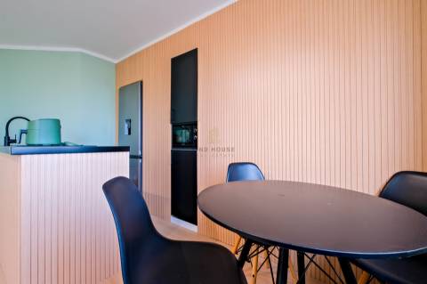 Apartamento T2 totalmente remodelado, em condomínio privado, em Vilamoura