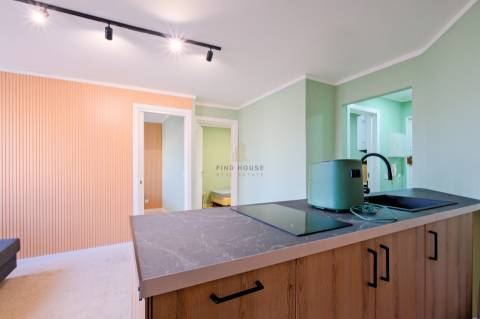 Apartamento T2 totalmente remodelado, em condomínio privado, em Vilamoura