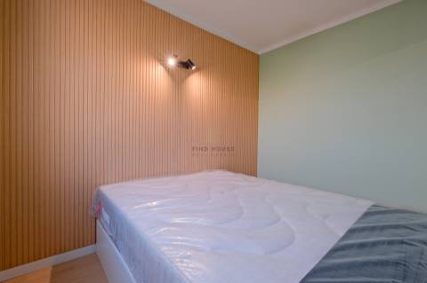 Apartamento T2 totalmente remodelado, em condomínio privado, em Vilamoura