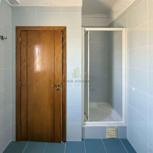 Moradia T4 com 2 pisos em Foros de Salvaterra