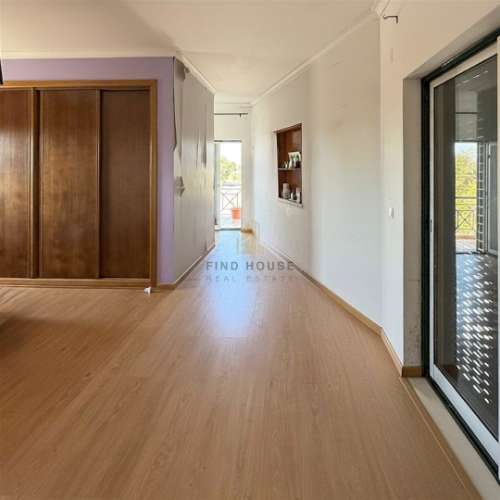 Apartamento T4 com amplo logradouro em Foros de Salvaterra, Salvaterra de Magos