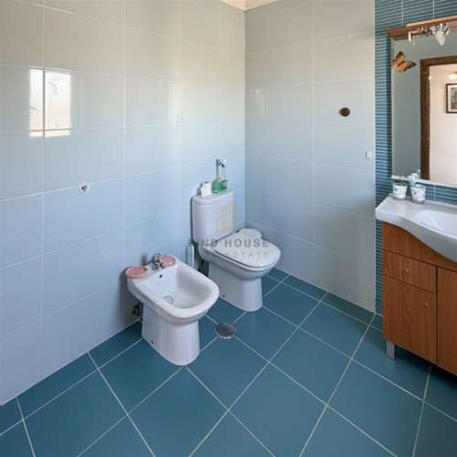 Apartamento T4 com amplo logradouro em Foros de Salvaterra, Salvaterra de Magos